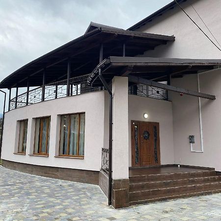 Солодкий Гранат Hotel Slavske Luaran gambar
