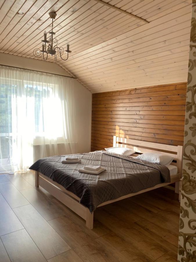 Солодкий Гранат Hotel Slavske Luaran gambar